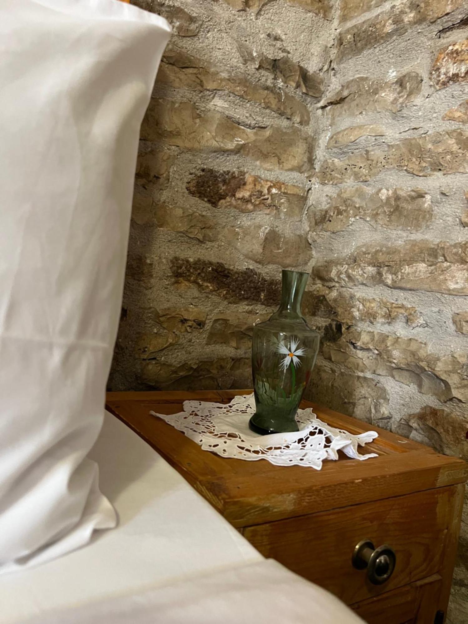 Gjirokastër Guest House Salaria מראה חיצוני תמונה