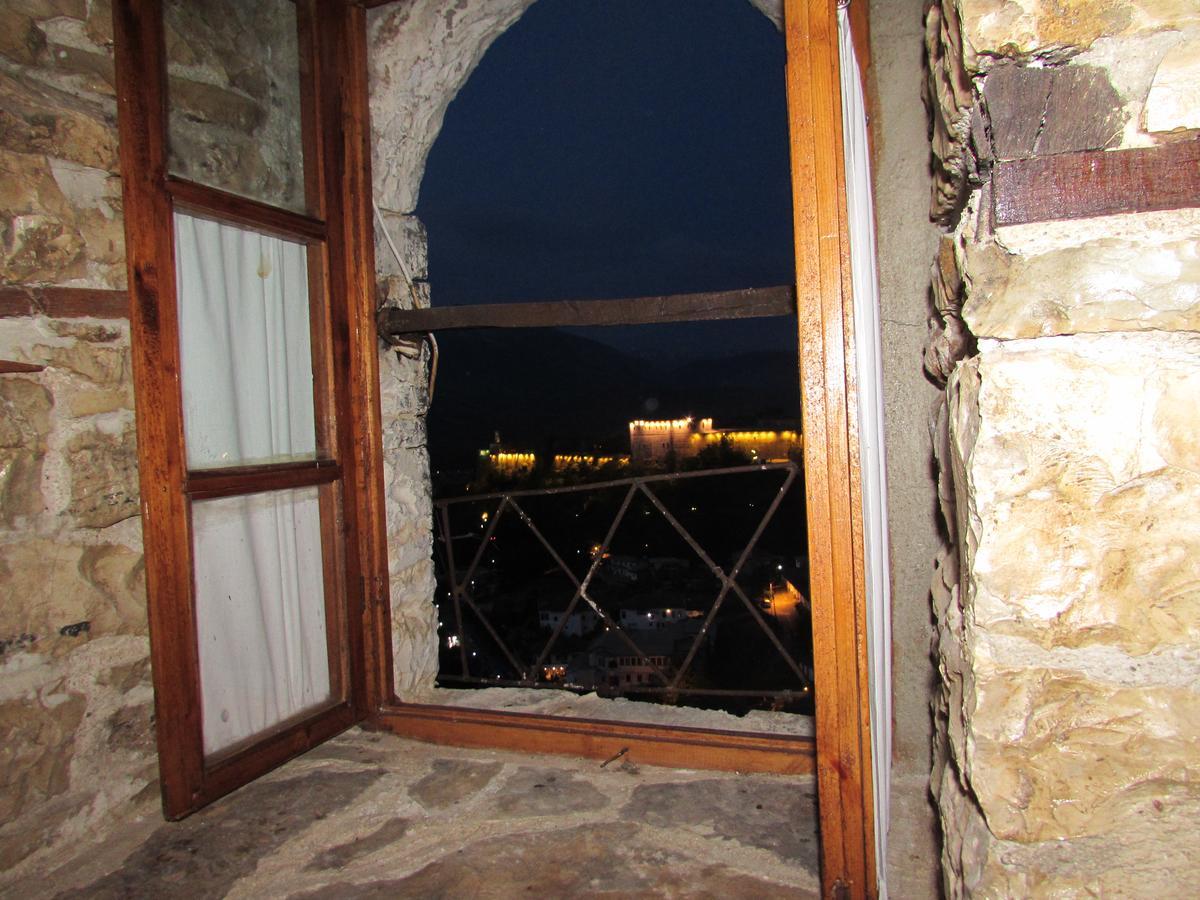 Gjirokastër Guest House Salaria מראה חיצוני תמונה